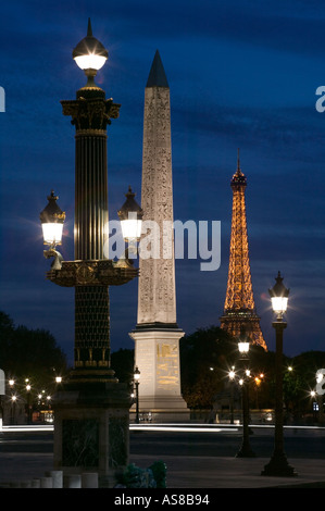 Place De La Concorde Paris Frankreich in der Dämmerung Stockfoto