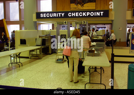 Security Check Point Sky Harbor Flughafen Phoenix Arizona Stockfoto