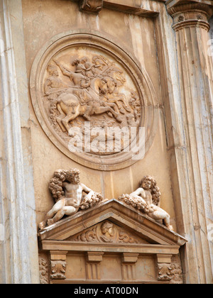 Kathedrale von Granada (Kathedrale der Verkündigung) mit seiner barocken Fassade. Stockfoto