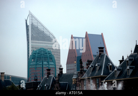 Stadt den Haag vom Parlament Square Hoftoren De Vulpen, Zurichtoren und Castalia Gebäude Niederlande anzeigen Stockfoto
