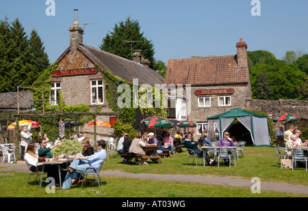 Menschen Anker Hotel Tintern Stockfoto