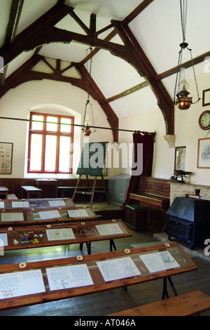 Klassenzimmer der Schule Bucht als es blieb von der englischen Armee in 1943 Dorset England UK Stockfoto