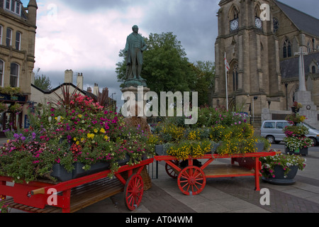 Denkmal zu schälen und Pfarrkirche begraben Stockfoto