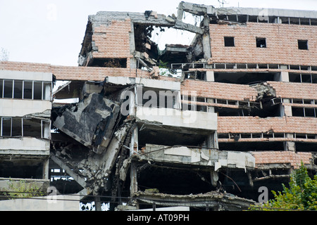 Die Überreste der ehemaligen Ministerium für Verteidigung, die im Jahr 1999 durch NATO-Bombardements in Belgrad zerstört wurde Stockfoto