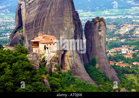 Das Kloster Moni Agias Varvaras Rousanou in der Meteora-Region von Griechenland Stockfoto