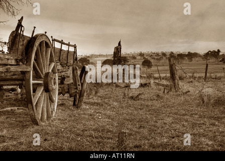 alten verkratzten und schmutzig Foto von Wagen oder Karren Stockfoto