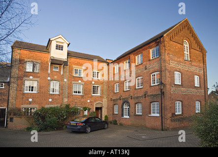 Wohnungen umgewandelt aus der viktorianischen Mühle (Bäcker-Mühle), Prentice Street in Lavenham, Suffolk, UK, 2008 Stockfoto