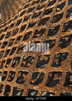 Alt und rostig Metallgitter Hintergrundtextur Stockfoto