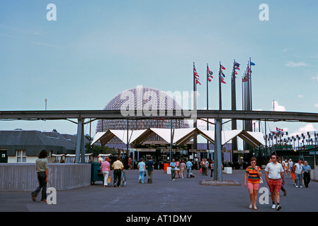 Montrealer Expo Eingang und geodätische Kuppel von Richard Buckminster Fuller entworfen! 973 Stockfoto