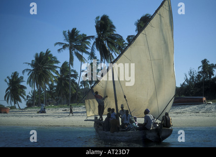 Mafia Island Chole-Taxi-Boot Fähren Passagiere über zu anderen Inseln Stockfoto