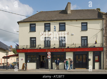 Irland County Wexford neue Ross Kennedy Bar Marthas Vineyard Restaurant außen Stockfoto