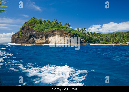 APULIMA Insel blaue Lagune SAMOA südöstlichen Upolu Insel in den Gewässern der Sonne blauer Himmel Wolke grünen Rock Sonnenstein Stockfoto