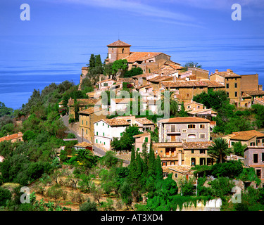 ES - MALLORCA: Deia Dorf Stockfoto