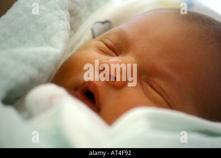 Nahaufnahme eines neugeborenen Mädchen Stockfoto