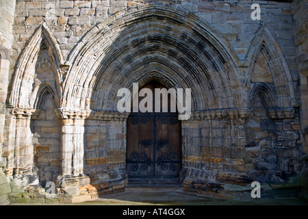 Dunblane Cathedral mittelalterlichen Torbogen, Perthshire, Schottland. Stockfoto