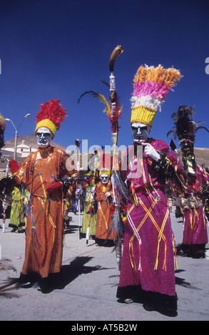 Maskierte Tobas Tänzer, Chutillos Festival, Potosi, Bolivien Stockfoto