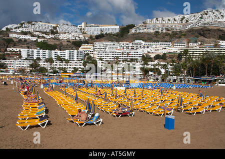 Strand von Puerto Rico auf Gran Canaria auf den Kanarischen Inseln Stockfoto