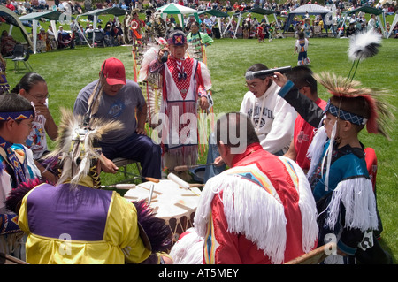 Tanzen ist ein Highlight auf das June Powwow der Prärie-Indianer in Cody, WY statt. Stockfoto