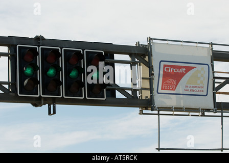 grüne Start leuchtet am Circuit Ricardo Tormo in Valencia Stockfoto