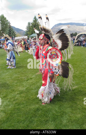 Tanzen ist ein Highlight auf das June Powwow der Prärie-Indianer in Cody, WY statt. Stockfoto