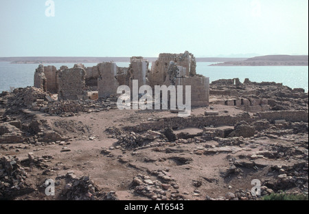 Qasr Ibrim. Ursprünglich eine Festung auf einer Landzunge am Ostufer des Nils, aber nach der Gründung der Lake Nasser es jetzt auf einer Insel in der Mitte des Sees. Lake Nasser, Oberägypten und Nubien, Ägypten. Stockfoto