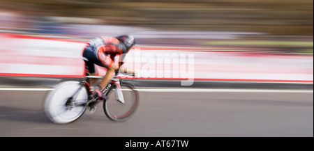 Ein Fahrer von Caisse D'Epargne Stockfoto