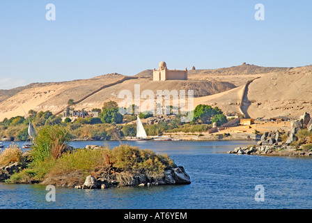 Aga Khan Mausoleum am Ufer des Nil bei Assuan in Ägypten Stockfoto