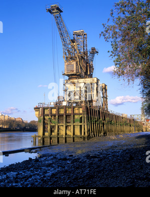 Verlassene Kran in Battersea-Kraftwerk London Vereinigtes Königreich Stockfoto