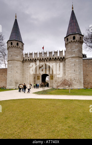 Die Bab Üs Selam (Tor der Anrede) in der Topkapi-Palast (Topkapi Suryi) in Istanbul, Türkei. Stockfoto