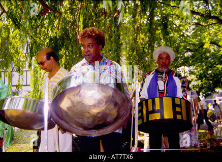 Stahlband, Barnes, London UK Stockfoto