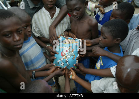 In Lagos will viele junge Fußballtalent die Organisation Katzen beitreten. Ihr Ziel ist die Erreichung die Fußball-Nationalmannschaft. Stockfoto