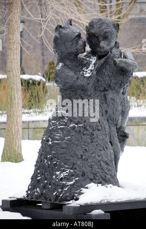 Ape und Cat von Jim Dine ist einer der vielen Skulpturen in Battery Park City. Stockfoto