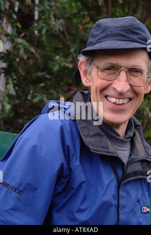 Porträt eines reifen Mannes, Outdoor-Kleidung Stockfoto