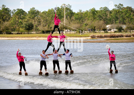 Wasser Ski Demonstration Naples Florida auf Miromar See Stockfoto