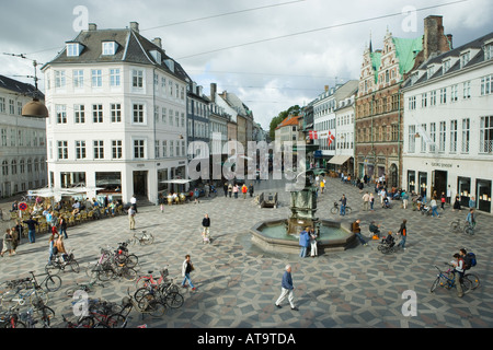 Kopenhagen Dänemark nachschlagen Stroget aus Højbro Plads Stockfoto