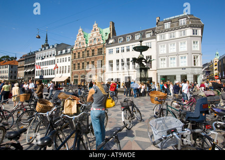 Kopenhagen Dänemark nachschlagen Stroget aus Højbro Plads Stockfoto