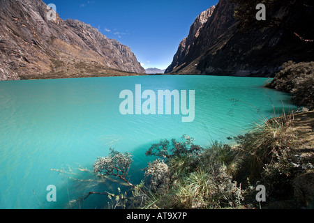 Santa Cruz Trek: Huascaran Nationalpark: Llanganuco Seen Stockfoto