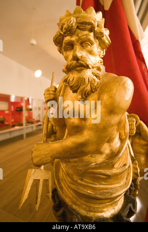 Kopenhagen Dänemark Orlogsmuseet The Royal Danish Naval Museum Neptune Galionsfigur am Bug der Barke Stockfoto