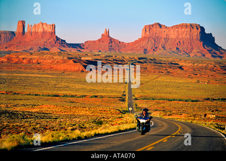 USA Arizona Monument Valley Highway Motocyle Stockfoto