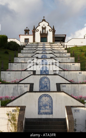 Our Lady of Peace-Kapelle in der Nähe von Vila Franca do Campo auf Sao Miguel Insel der Azoren. Stockfoto