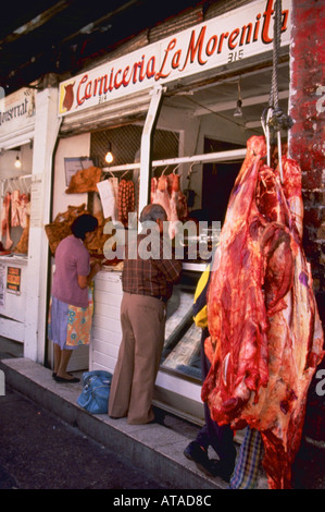 MARKTPLATZ-METZGEREI IN OAXOCA MEXIKO Stockfoto