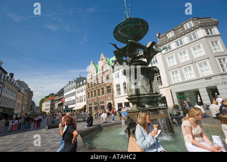 Kopenhagen Dänemark nachschlagen Stroget aus Højbro Plads Stockfoto