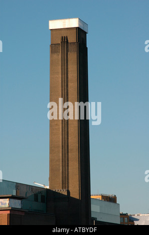 Prächtige Backstein-Kamin von der Tate Modern Gallery Stockfoto