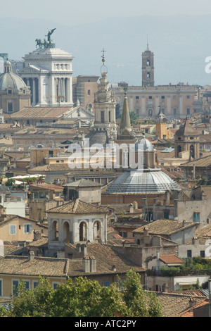 Römische Skyline von Castel Sant' Angelo Stockfoto