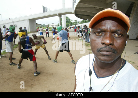 Boxen ist ein Volkssport in Nigeria und viele hoffen auf nationaler Ebene durchbrechen Stockfoto