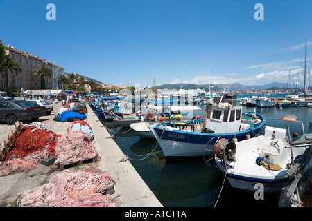 Angelboote/Fischerboote im Hafen von Ajaccio, Korsika, Frankreich Stockfoto