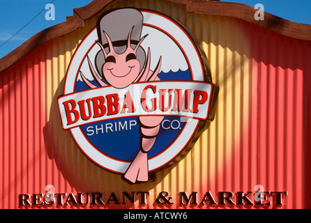 Melden Sie für Bubba Gump Shrimp Betriebsrestaurant, Cannery Row, Monterey, Kalifornien, USA Stockfoto