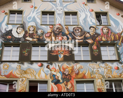 Bunte Fassade des Restaurant Fritschi in Sternenplatz alte Stadt Luzern Schweiz Stockfoto
