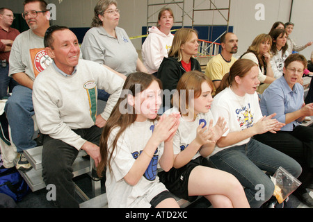 Indiana Chesterton, The Courts, Woman's, Woman's, Men's Volleyball, Sport, Athlet, Gymnasium, Publikum Cheers Team, Besucher reisen Reise Tour Tourist tou Stockfoto