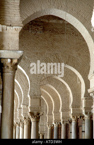 Säulen und Bögen, Moschee, Kairouan Stockfoto